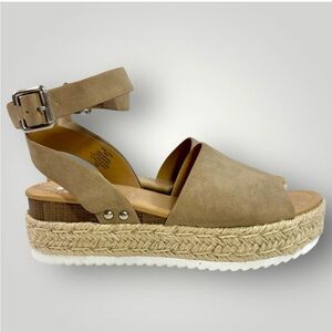 Coconuts by Matisse Tan Espadrille Sandals